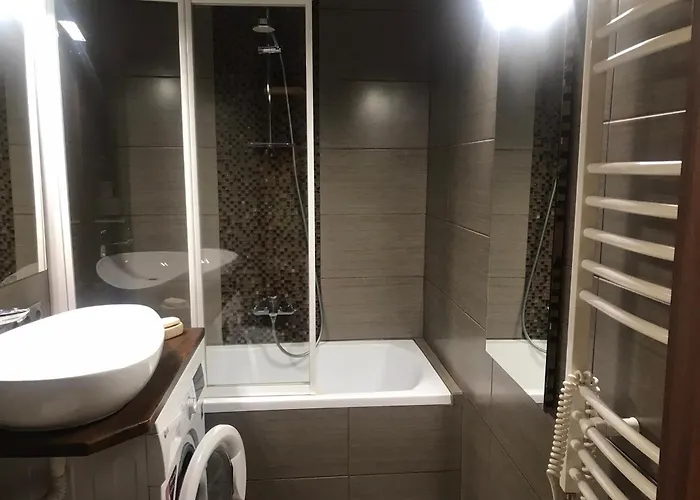 Apartament Pillango Parki Kis Lakas 15 Percre A Belvarostol Budapeszt